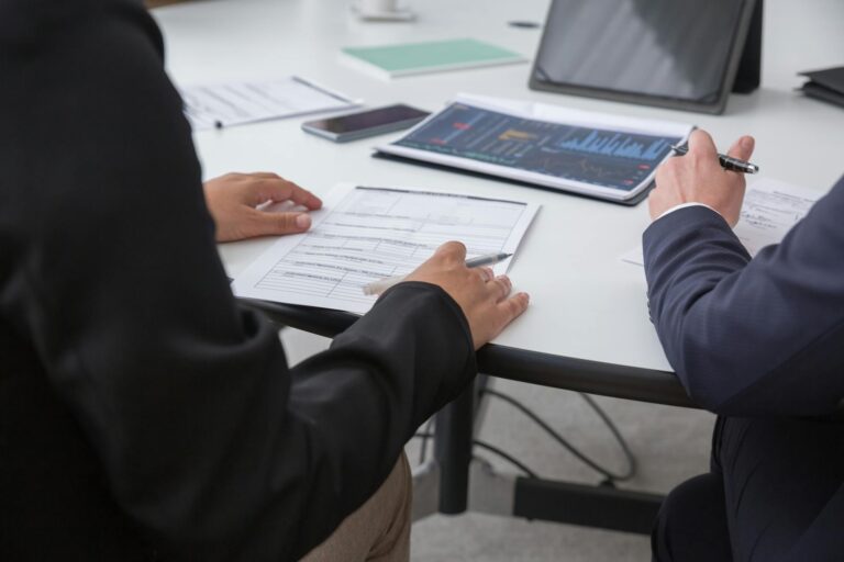 SaaS founder conducting SOC 2 auditor selection process